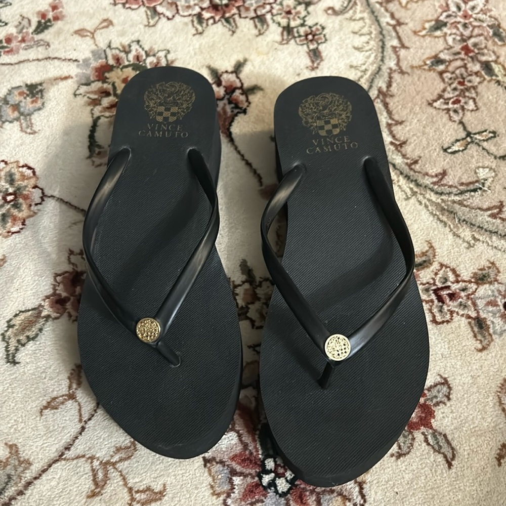 Vince Camuto size 9
